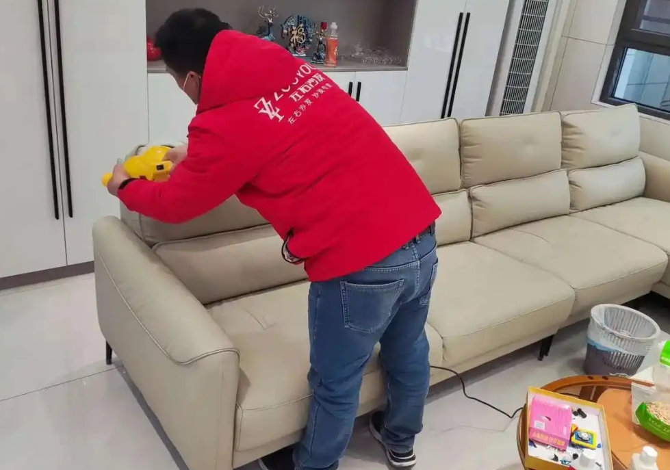 皮沙发购得豪气，保养岂能小气？